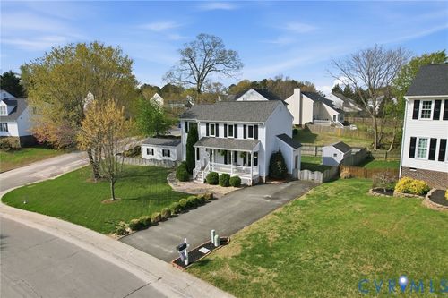 8343 Oxfordshire Pl, Mechanicsville, VA, 23111-6502 | Card Image