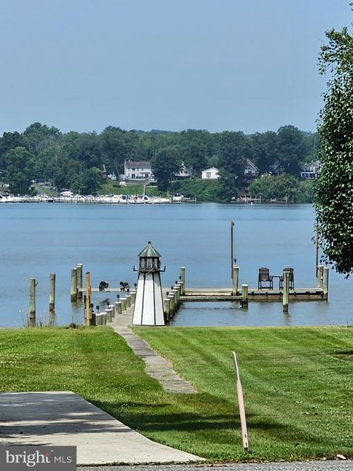 1915 Park Beach Dr, ABERDEEN, MD, 21001-4332 | Card Image