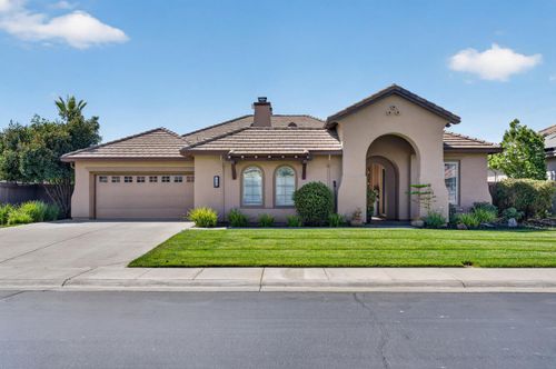 18204 Mallard Street, Woodland, CA, 95695 | Card Image