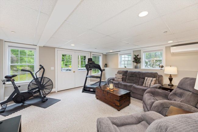 Lower Level Family Room | Image 37