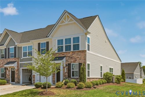 end-unit-6753 Edith Oaks Way, North Chesterfield, VA, 23234-5931 | Card Image