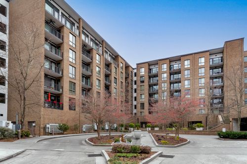 200 Manufacturers Rd, Chattanooga, TN, 37405-3338 | Card Image