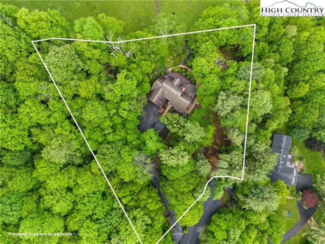 349 Belmont, House other with 4 bedrooms, 4 bathrooms and null parking in Boone NC | Image 45