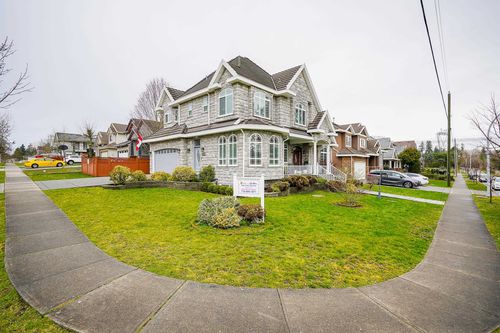 7811 148 St, Surrey, BC, V3S3G1 | Card Image