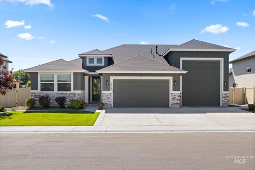 2259 N Burnam Ave, Star, ID, 83669-8004 | Card Image