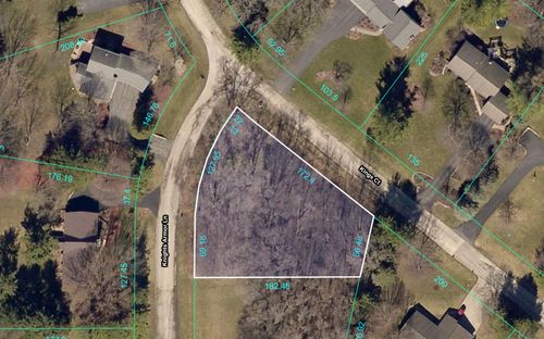 10365 Knights Armor Ln, Roscoe, IL, 61073-8503 | Card Image