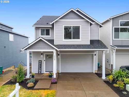 1540 19th Ave, Forest Grove, OR, 97116-2301 | Card Image