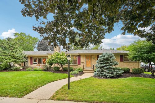6520 50th Avenue, Kenosha, WI, 53142 | Card Image
