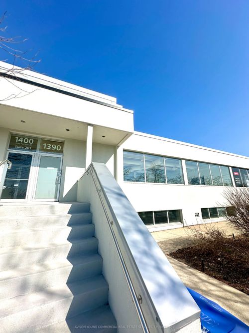 205-1400 Castlefield Ave, York, ON, M6B4N4 | Card Image