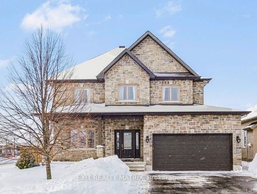 301 Colmar St, Embrun, ON, K0A1W0 | Card Image