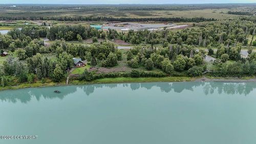 1518 Tundra Rose Ln, Kenai, AK, 99611-8382 | Card Image