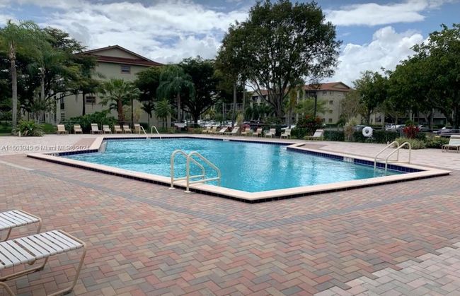 APT-203A - 1251 Sw 134 Th Way, Condo with 1 bedrooms, 2 bathrooms and null parking in Pembroke Pines FL | Image 10