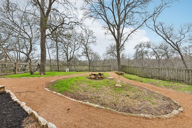112 S Fitzwilliams Ln, House other with 3 bedrooms, 3 bathrooms and null parking in Bastrop TX | Image 19