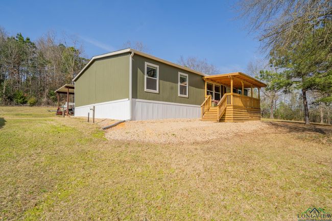 13975 State Highway 43 E, House other with 4 bedrooms, 2 bathrooms and null parking in Tatum TX | Image 24