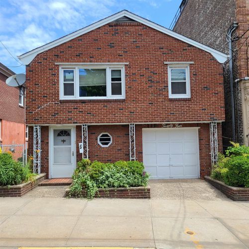 24 63rd St, West New York, NJ, 07093-4002 | Card Image