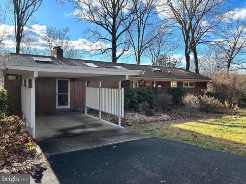 6223 Beachway Dr, FALLS CHURCH, VA, 22041-1425 | Card Image