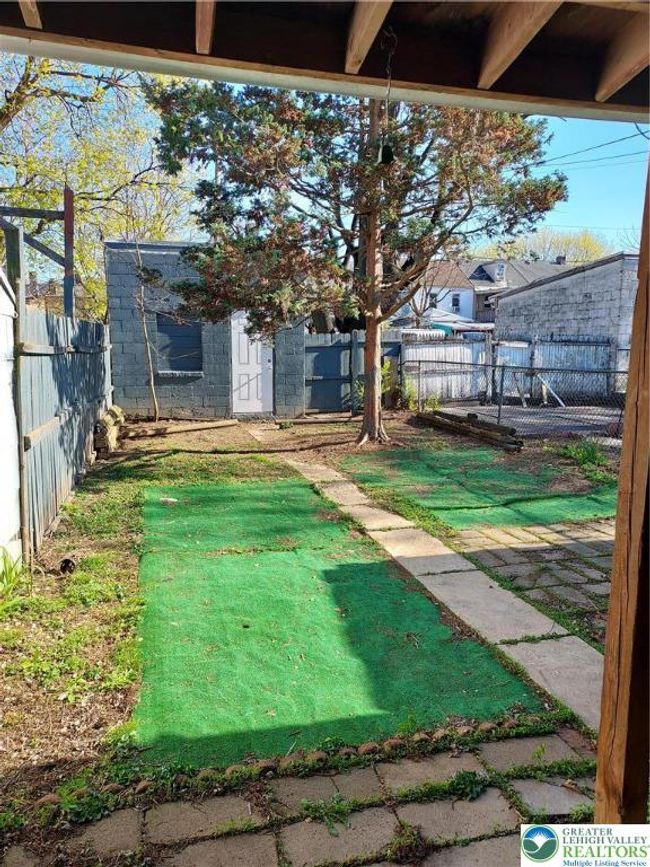 Yard | Image 7