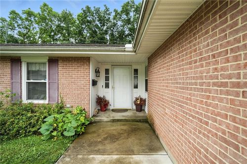 4984 Sweetleaf Dr, Dayton, OH, 45424-4914 | Card Image