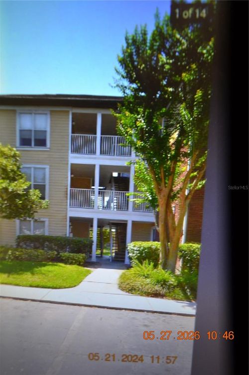 515-10114 Winsford Oak Blvd, TAMPA, FL, 33624-5165 | Card Image