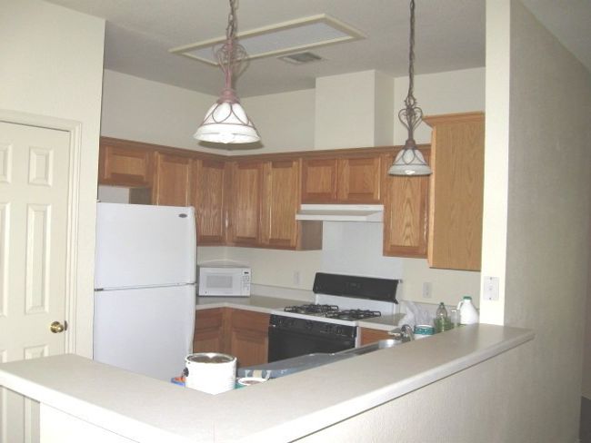 View of Kitchen | Image 4