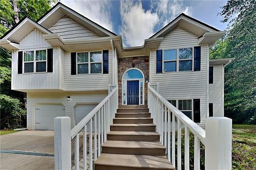 183 Meadow Pt, Douglasville, GA, 30134-4402 | Card Image