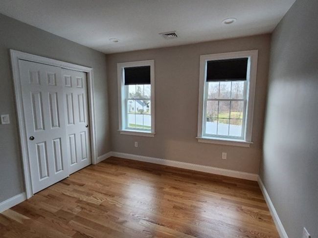 4 - 158 Hayden Rowe St, Condo with 2 bedrooms, 1 bathrooms and 2 parking in Hopkinton MA | Image 7