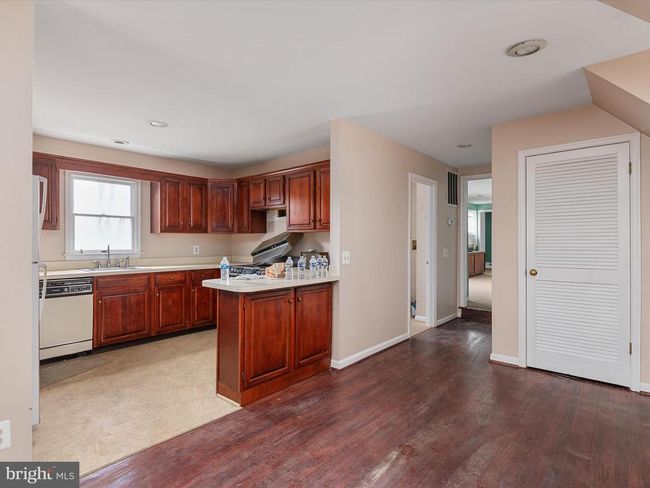 1008 W Central Ave, House other with 8 bedrooms, 5 bathrooms and null parking in DAVIDSONVILLE MD | Image 33