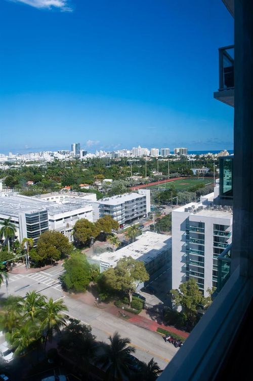 1504-1000 West Ave, Miami Beach, FL, 33139-4729 | Card Image