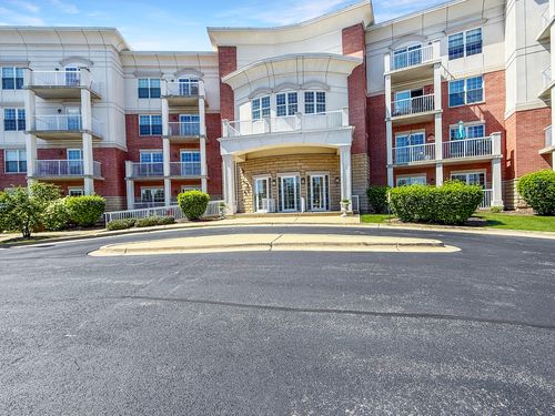 137-701 W Rand Rd, Arlington Heights, IL, 60004-8441 | Card Image