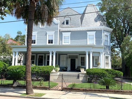 e-52 S Battery St, Charleston, SC, 29401-2346 | Card Image