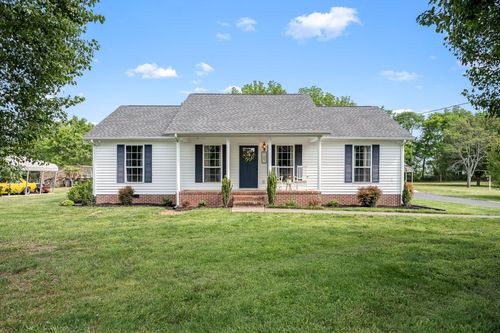 107 Bedford View Rd, Shelbyville, TN, 37160-6451 | Card Image