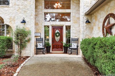 29737 No Le Hace Dr, House other with 5 bedrooms, 3 bathrooms and null parking in Fair Oaks Ranch TX | Image 3