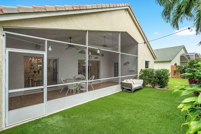 1643 Oak Berry Cir, House other with 3 bedrooms, 2 bathrooms and null parking in Wellington FL | Image 23