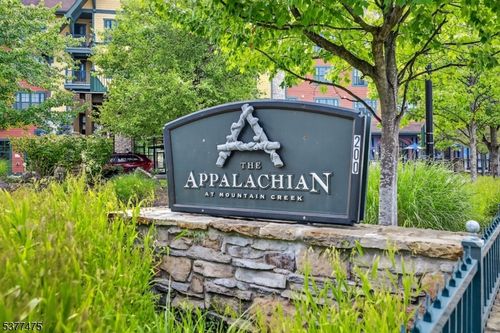 314-200 State Rt 94, Vernon, NJ, 07462-3323 | Card Image