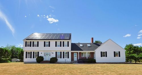 50 Meadowlark Dr, Seekonk, MA, 02771-2715 | Card Image