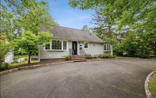 147 W Northfield Rd, Livingston, NJ, 07039-3755 | Card Image