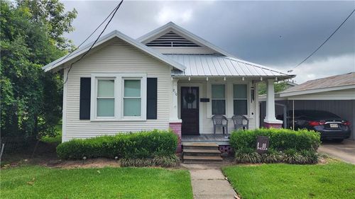 210 W Bontemps St, Marksville, LA, 71351-2317 | Card Image