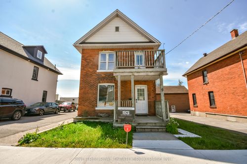 9 Sophia St W, Barrie, ON, L4N1H9 | Card Image