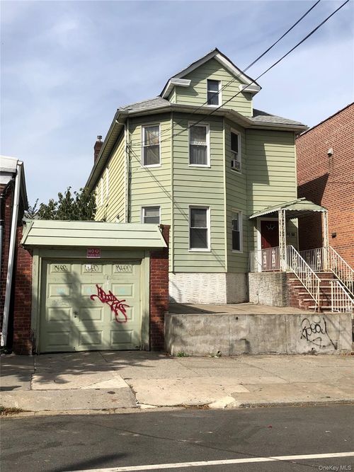 41 74th St, Elmhurst, NY, 11373-1847 | Card Image