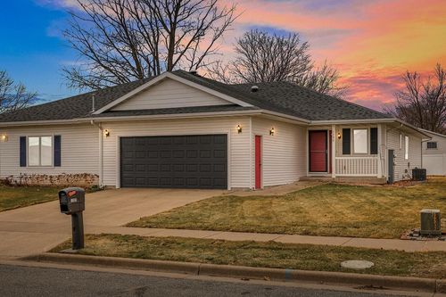 1392 Rosewood Trail, Onalaska, WI, 54650 | Card Image