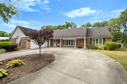15669 Hearthstone Dr, Mishawaka, IN, 46545-1556 | Card Image