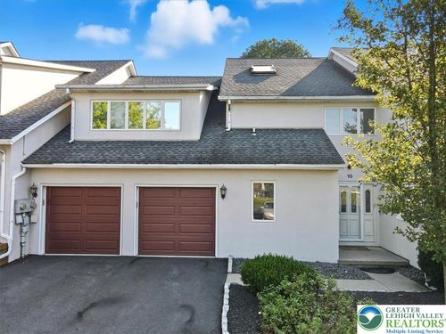 10 Aspen Ct, Forks Twp, PA, 18040-8158 | Card Image