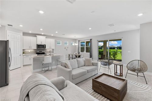 28016 Captiva Shell Loop, BONITA SPRINGS, FL, 34135-8624 | Card Image