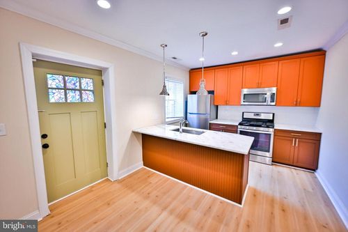 b-907 Stiles Street, BALTIMORE, MD, 21202 | Card Image