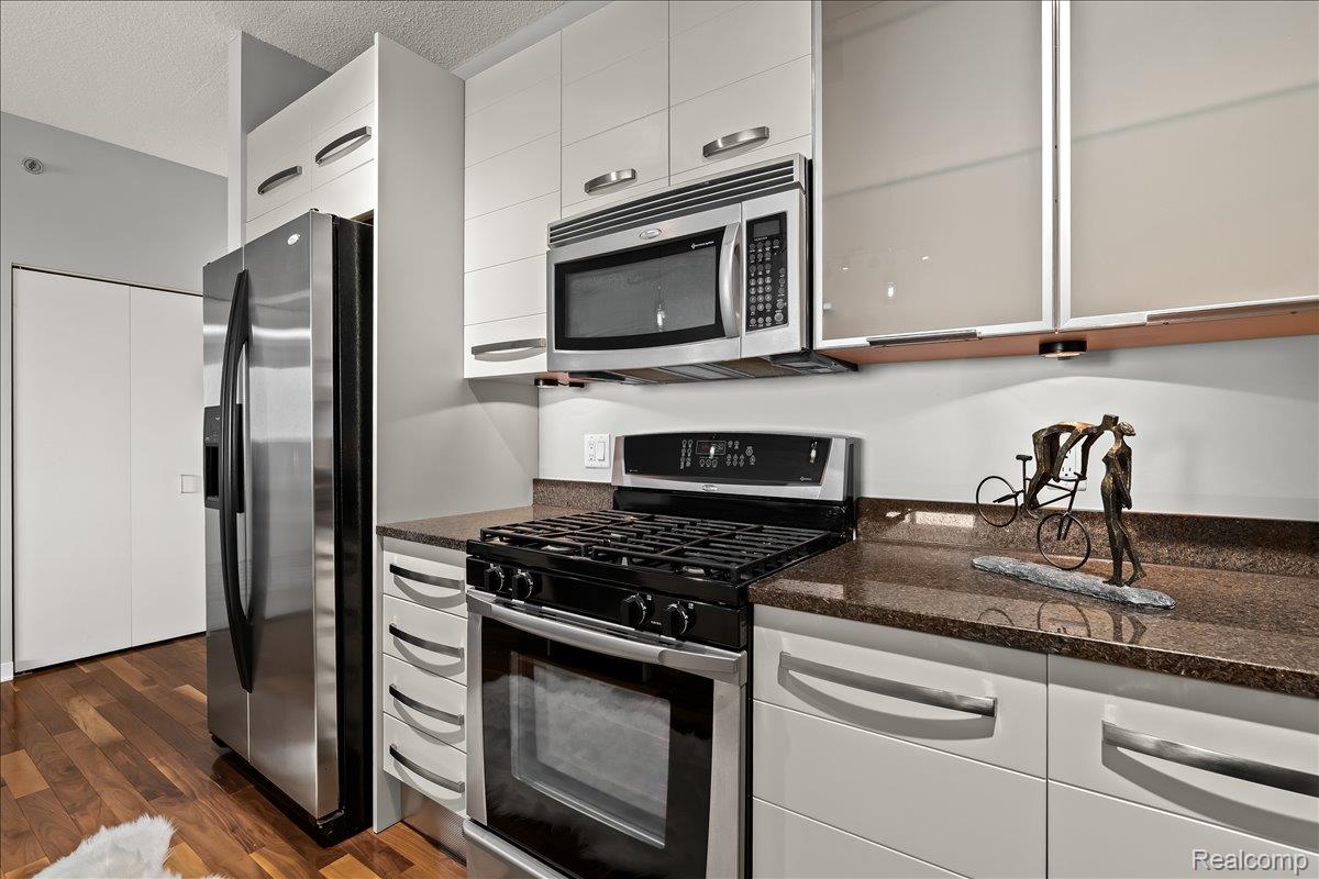 Residential Lease in Royal Oak 3