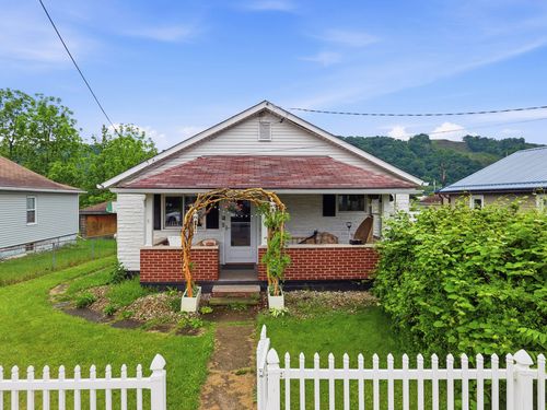 506 Grant St, Springdale, PA, 15144-1424 | Card Image