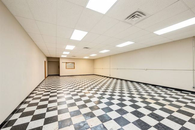 1070 Lyons Ln, Home with 0 bedrooms, 0 bathrooms and null parking in Marion IA | Image 15