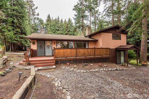 10 Percy Ln, Sequim, WA, 98382-9545 | Card Image