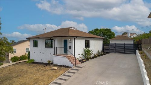 1725 W Averill Park Dr, San Pedro, CA, 90732-3958 | Card Image
