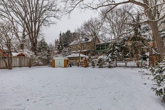 45 Park St W, House other with 6 bedrooms, 4 bathrooms and 4 parking in Dundas ON | Image 47